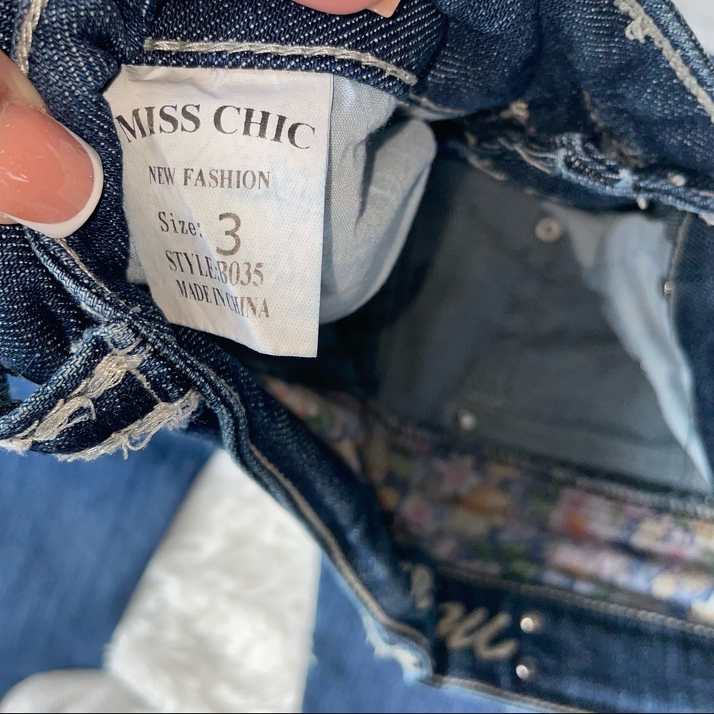 Miss Chic Jean Bermuda Embellished women’s Capris size 3 denim blue zip per - Picture 7 of 9